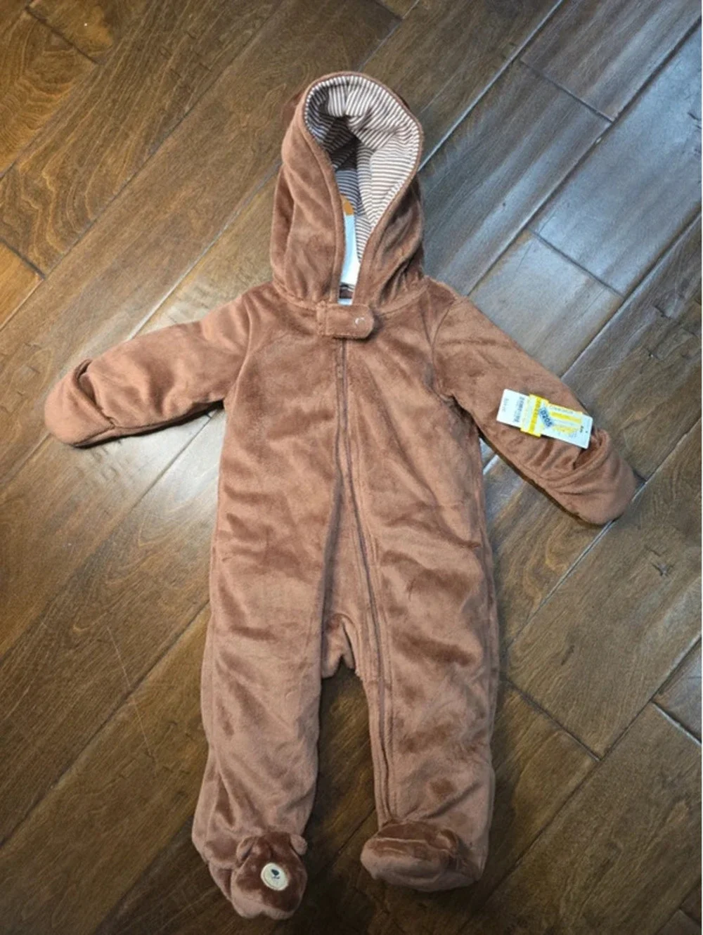 6m brand new baby snowsuit from carter's item. 205G1